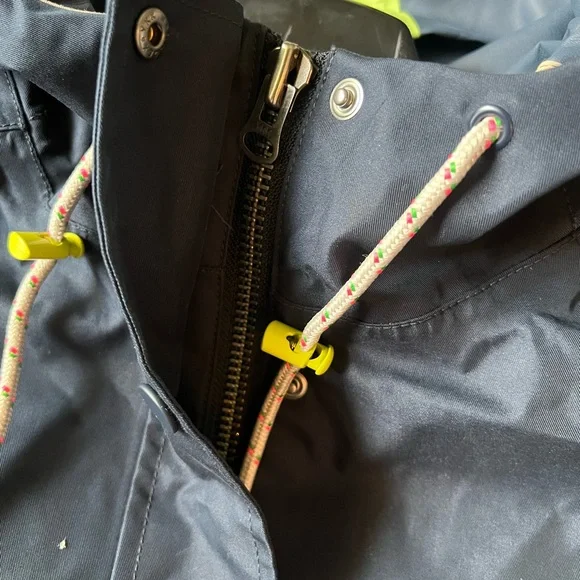 Boden Wells Navy Waterproof Hooded Coat 4 Reg - Picture 6 of 8